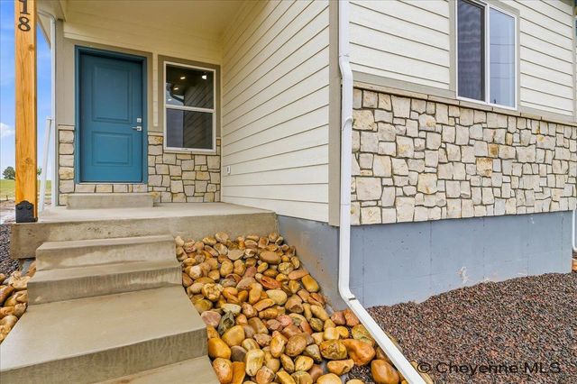 5823 LIZ RANCH RD, Cheyenne, WY 82007