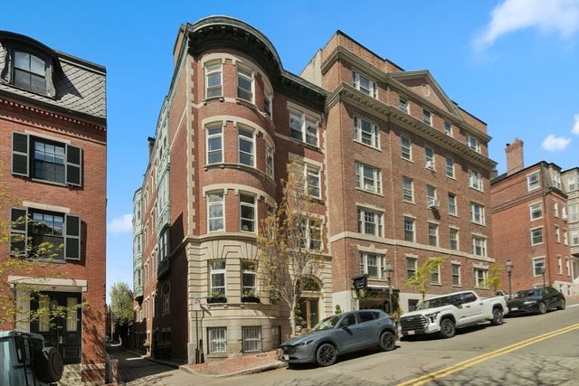 101 Mt Vernon St 3, Boston, MA 02108