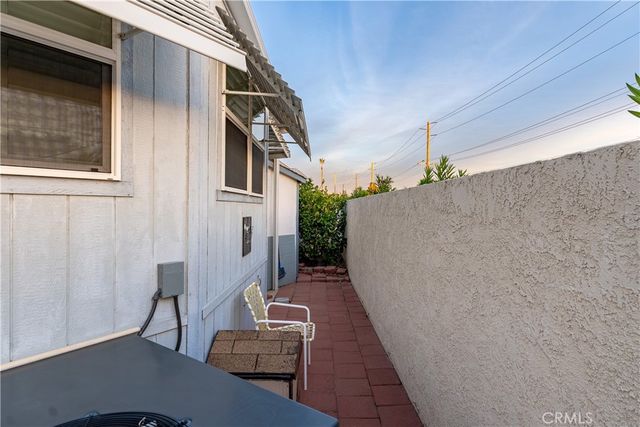 1295 205 S Cawston, Hemet, CA 92545