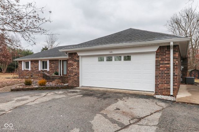 311 S County Road 550 E, Avon, IN 46123