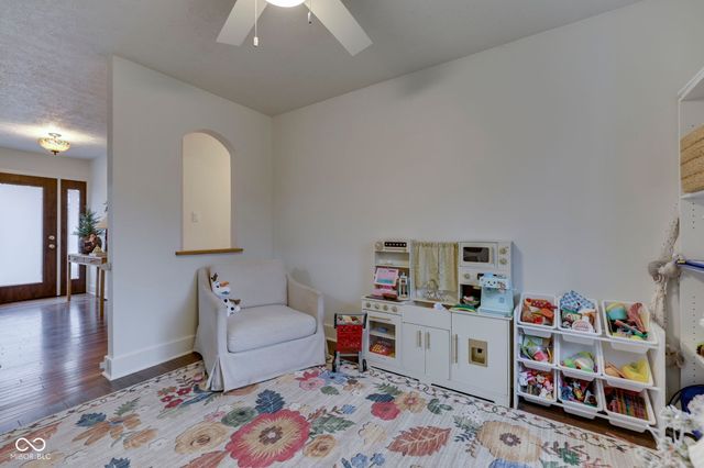 311 S County Road 550 E, Avon, IN 46123