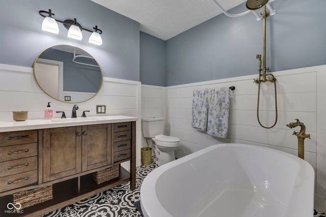 311 S County Road 550 E, Avon, IN 46123