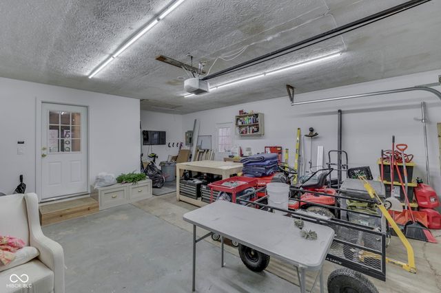 311 S County Road 550 E, Avon, IN 46123