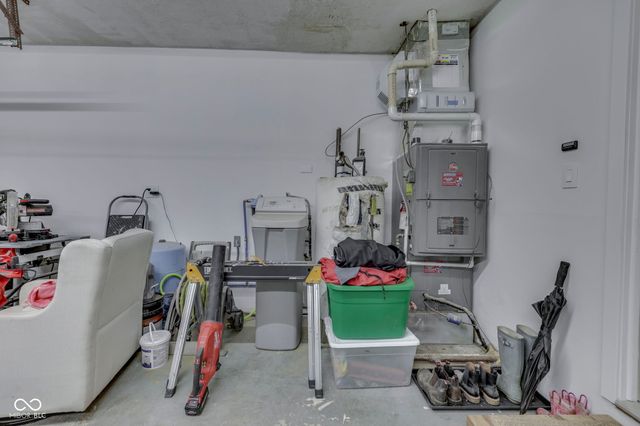 311 S County Road 550 E, Avon, IN 46123