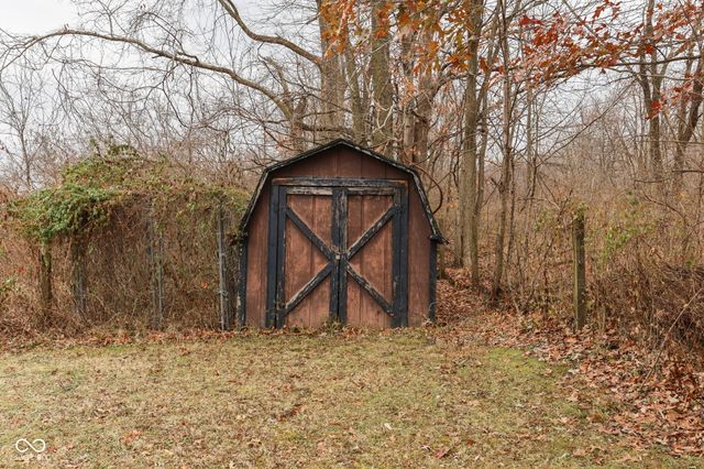 311 S County Road 550 E, Avon, IN 46123