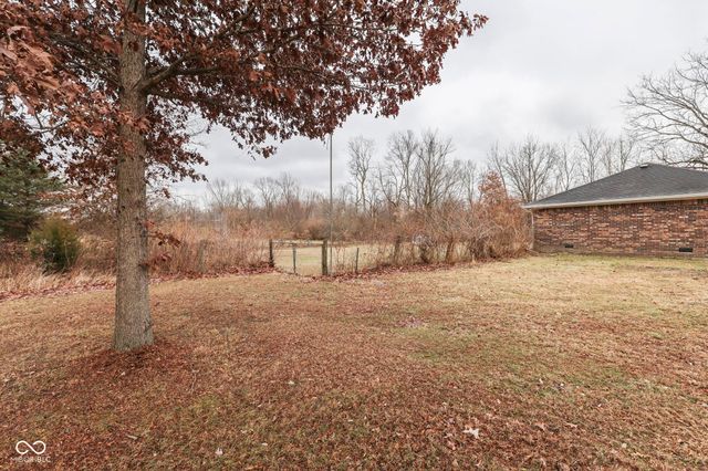 311 S County Road 550 E, Avon, IN 46123