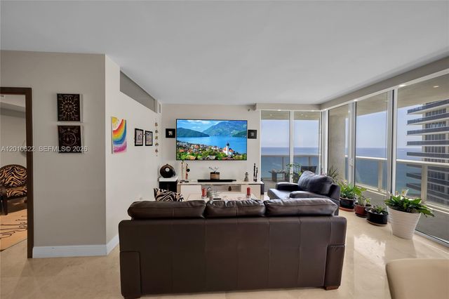 1800 S Ocean Dr 2205, Hallandale Beach, FL 33009