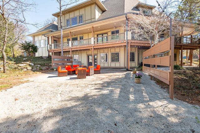 2665 W Blakey Street, Springfield, MO 65810