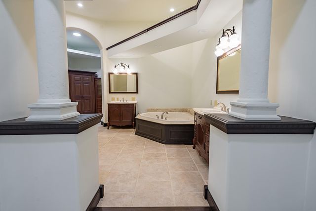 2665 W Blakey Street, Springfield, MO 65810