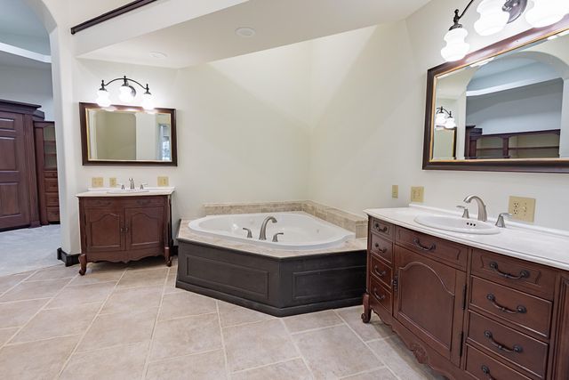 2665 W Blakey Street, Springfield, MO 65810