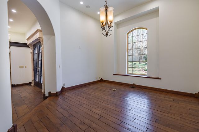 2665 W Blakey Street, Springfield, MO 65810