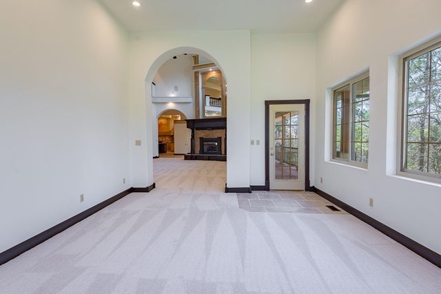 2665 W Blakey Street, Springfield, MO 65810