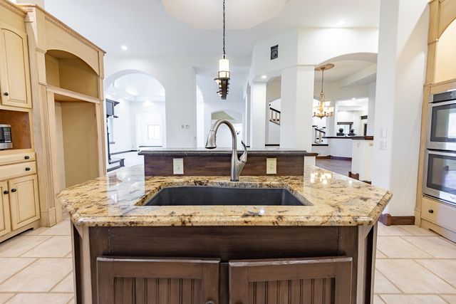 2665 W Blakey Street, Springfield, MO 65810