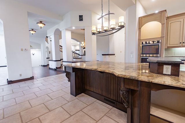 2665 W Blakey Street, Springfield, MO 65810