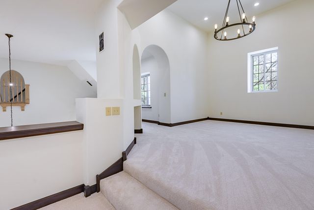 2665 W Blakey Street, Springfield, MO 65810