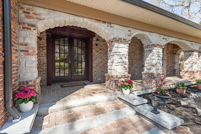 2665 W Blakey Street, Springfield, MO 65810