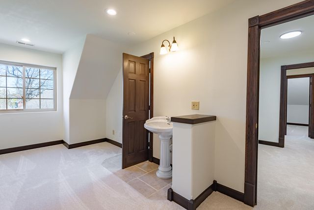 2665 W Blakey Street, Springfield, MO 65810