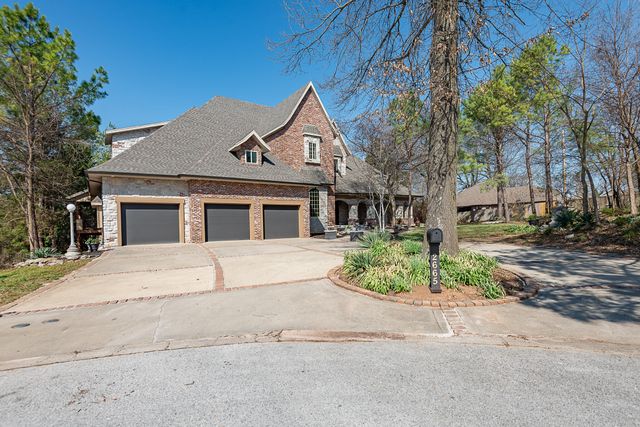 2665 W Blakey Street, Springfield, MO 65810