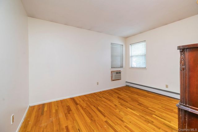 1706 Washington Drive, Merrick, NY 11566