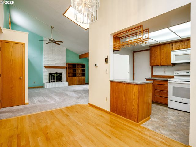 10852 Sw 65TH Ave, Portland, OR 97219