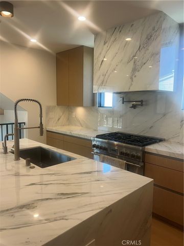 612.5 Begonia Avenue, Corona Del Mar, CA 92625
