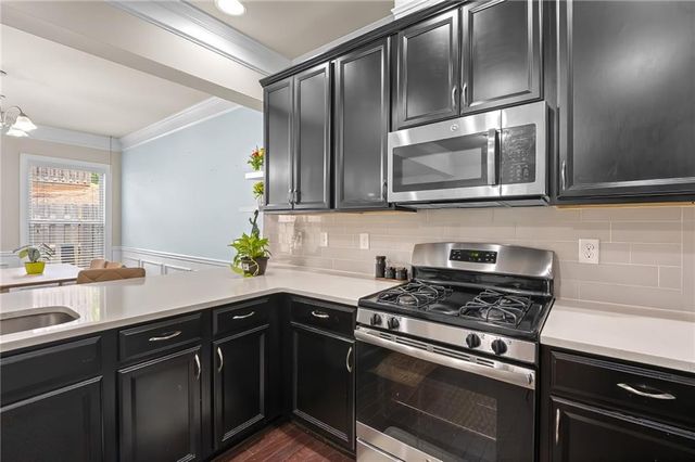 2573 Parkwood Cove Drive, Atlanta, GA 30340