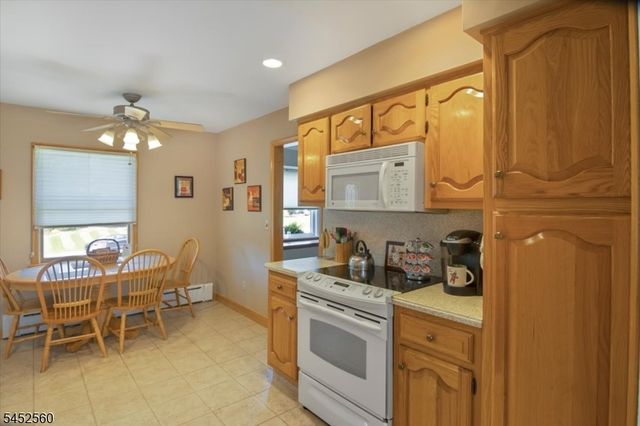 17 Hilldale Rd, Montville Twp., NJ 07058