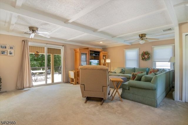 17 Hilldale Rd, Montville Twp., NJ 07058