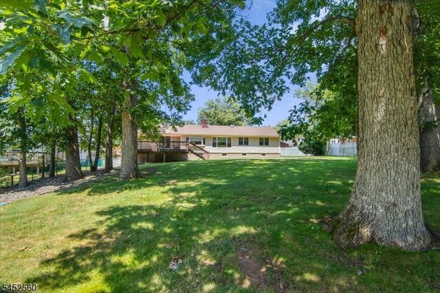 17 Hilldale Rd, Montville Twp., NJ 07058