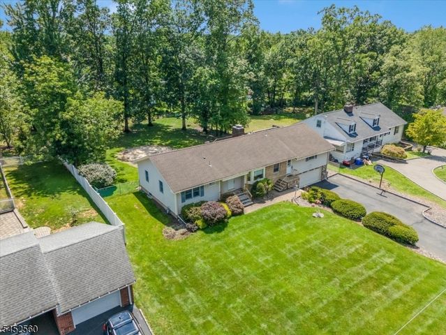 17 Hilldale Rd, Montville Twp., NJ 07058