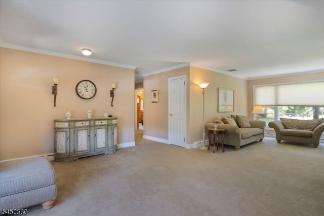 17 Hilldale Rd, Montville Twp., NJ 07058