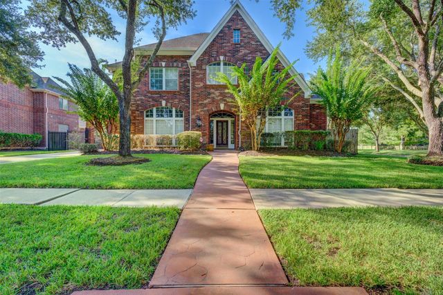 3202 Oakland Drive, Sugar Land, TX 77479
