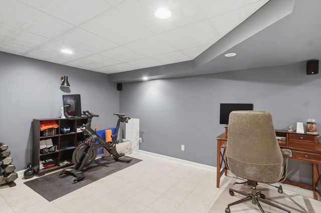 2 North Street, Topsfield, MA 01983