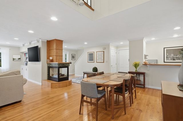 2 North Street, Topsfield, MA 01983