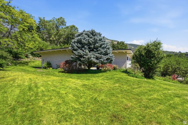 3520 KINGSTON CIR, Ogden, UT 84403