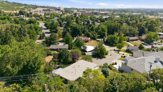 3520 KINGSTON CIR, Ogden, UT 84403