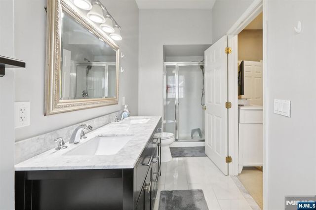 273 Roslyn Court 273, West New York, NJ 07093