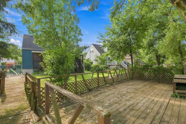 3905 Custer Avenue, Lyons, IL 60534