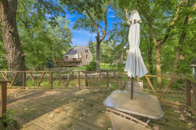 3905 Custer Avenue, Lyons, IL 60534