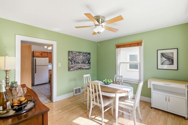 3905 Custer Avenue, Lyons, IL 60534