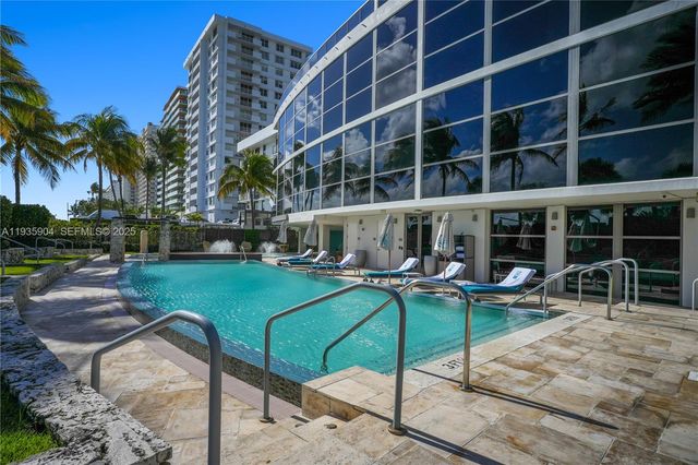5875 Collins Ave 1003, Miami Beach, FL 33140