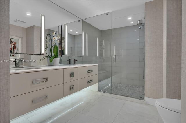 5875 Collins Ave 1003, Miami Beach, FL 33140