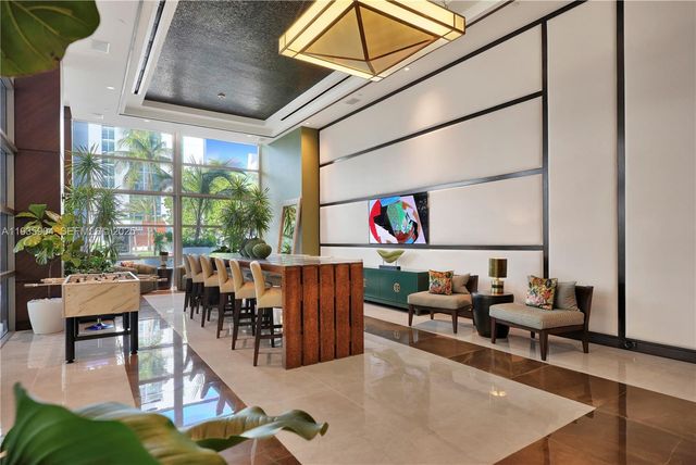 5875 Collins Ave 1003, Miami Beach, FL 33140