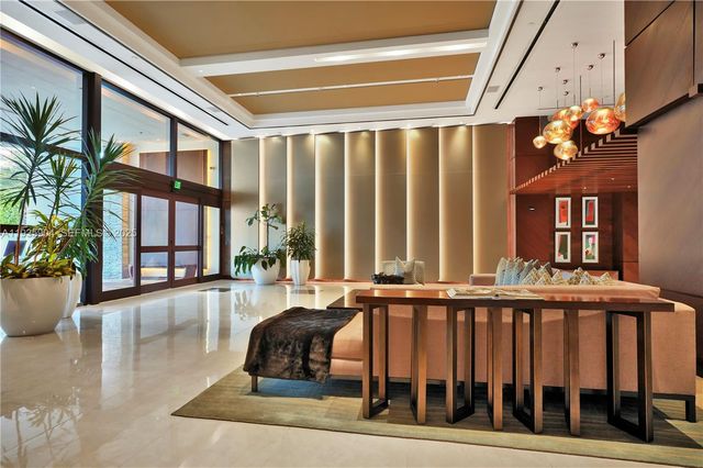 5875 Collins Ave 1003, Miami Beach, FL 33140