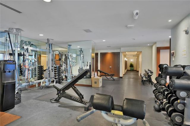 5875 Collins Ave 1003, Miami Beach, FL 33140