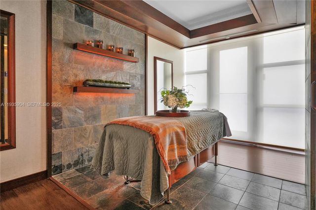 5875 Collins Ave 1003, Miami Beach, FL 33140