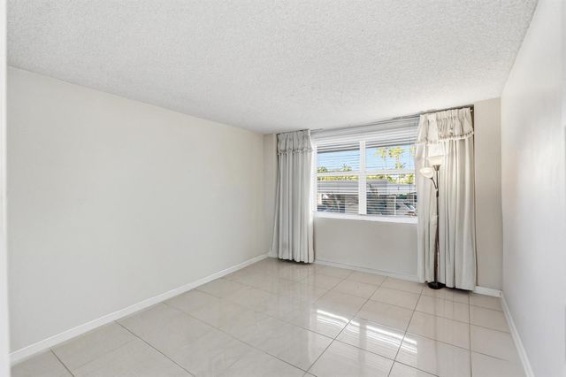 5200 N Ocean Boulevard 115a, Lauderdale By The Sea, FL 33308
