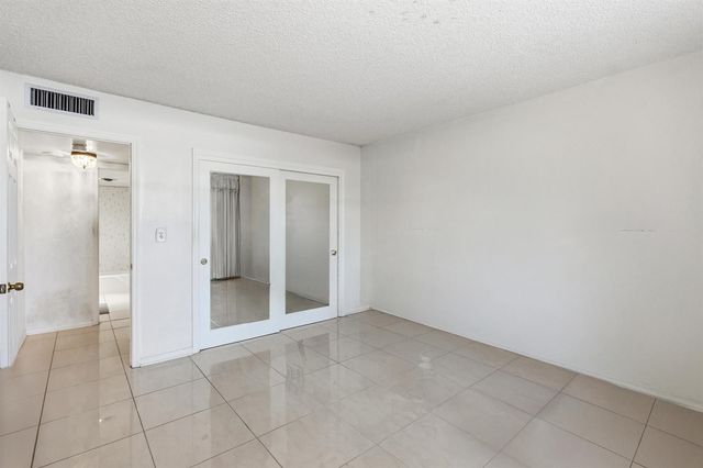 5200 N Ocean Boulevard 115a, Lauderdale By The Sea, FL 33308