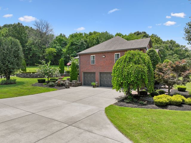 1254 Callis Rd, Lebanon, TN 37090