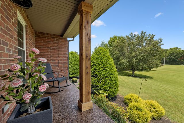 1254 Callis Rd, Lebanon, TN 37090
